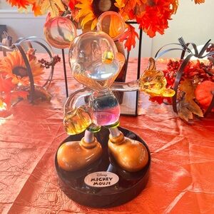 Disney Grand Jester Studio Rainbow Mickey